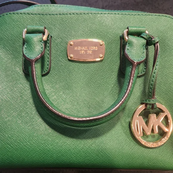 Michael Kors Green Bag - Picture 3 of 10